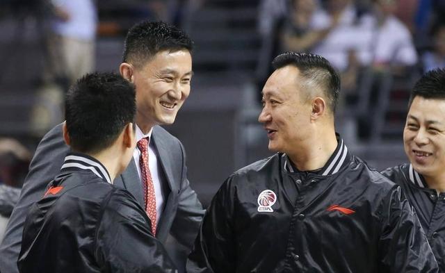 开云官方-包含传奇教练的“战术秘籍”：夺冠背后的大谋略的词条