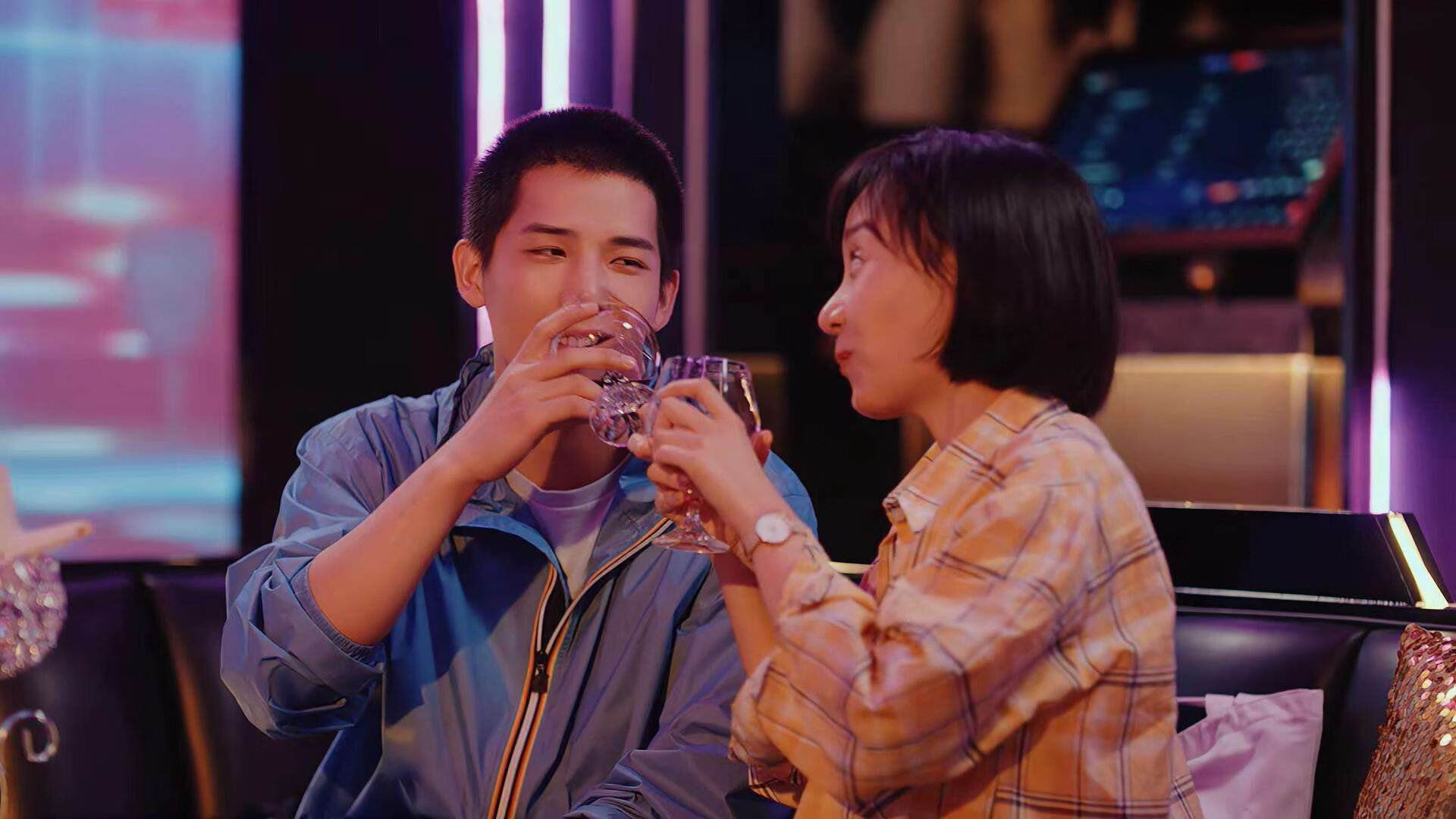 开云全站-西甲最新战况：逆转、绝杀不断，精彩不断！，西甲最新动态