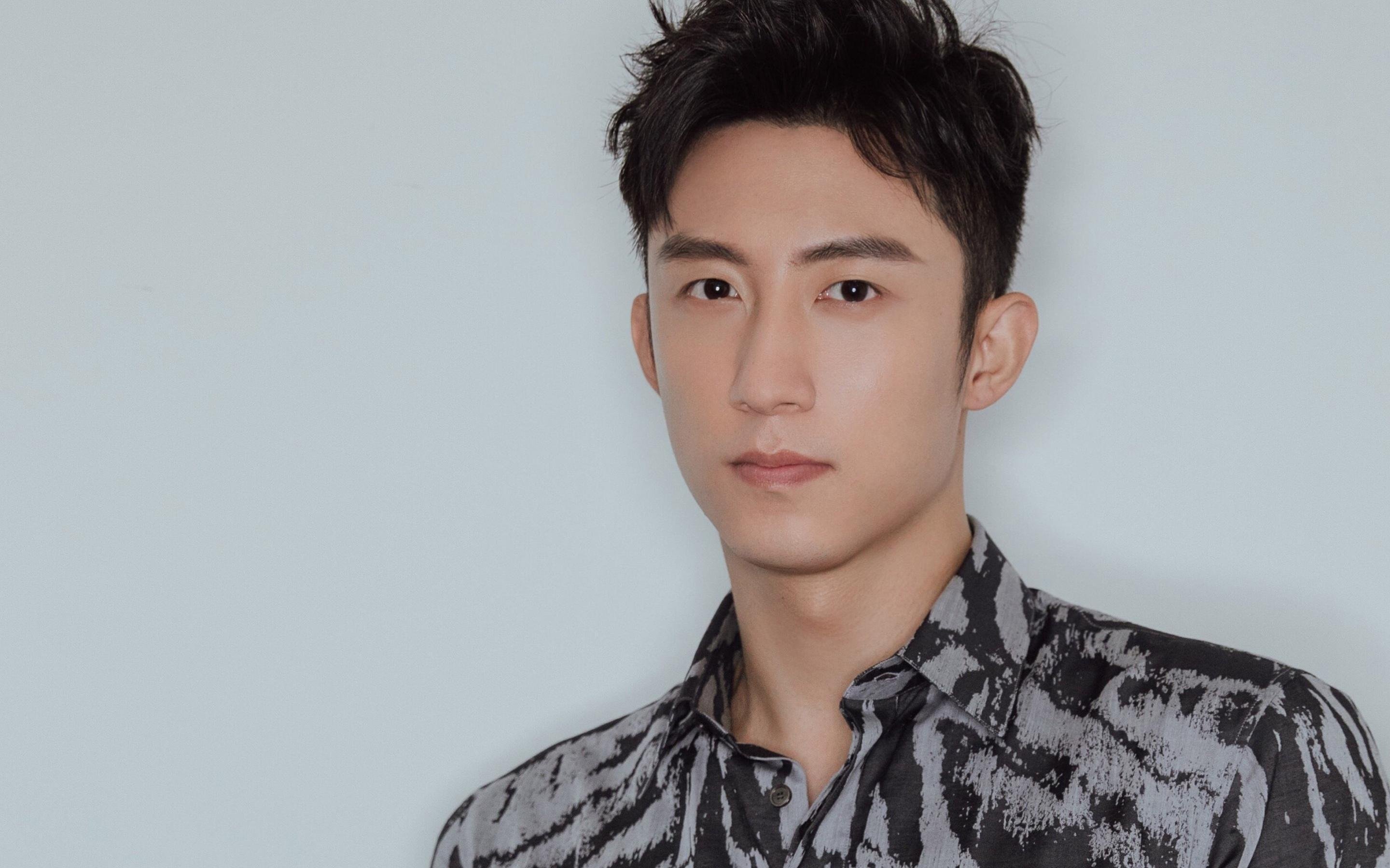 雄鹿队主力球员因伤缺席比赛,团队战术将面临挑战,雄鹿队缺什么位置球员