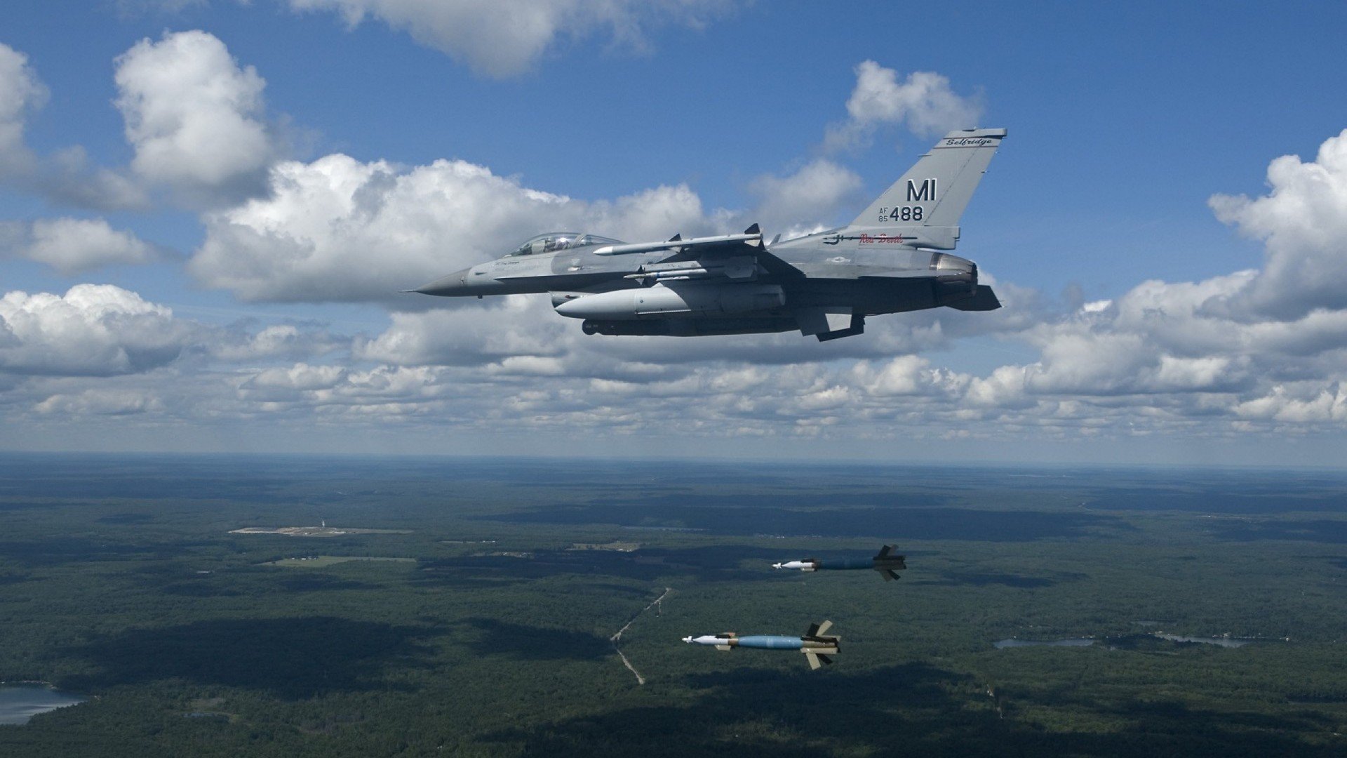 雄鹿队主力球员状态火爆 引领全队取胜，雄鹿队的阵容