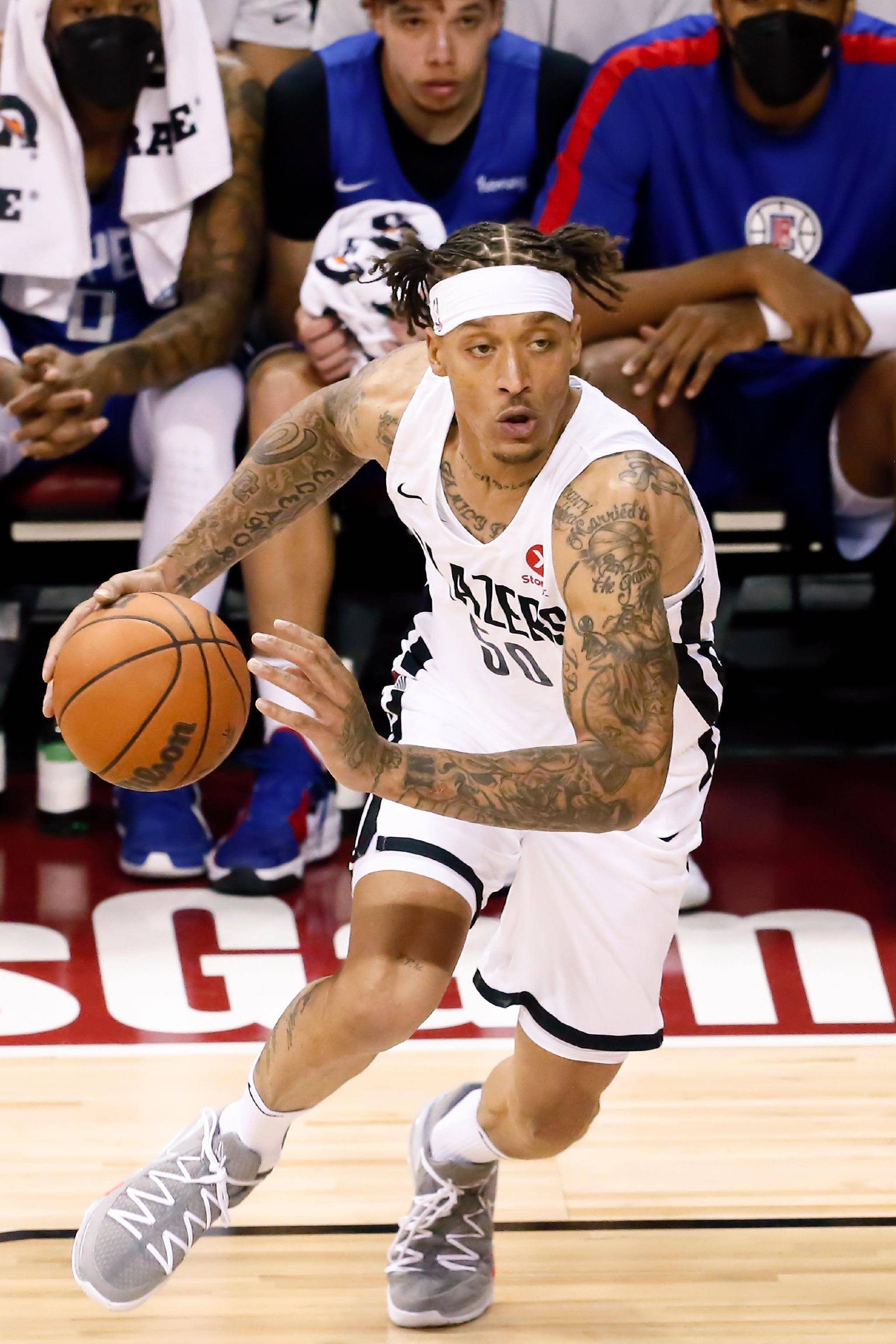 包含开云体育：NBA球星自传：讲述韦德的篮球人生的词条