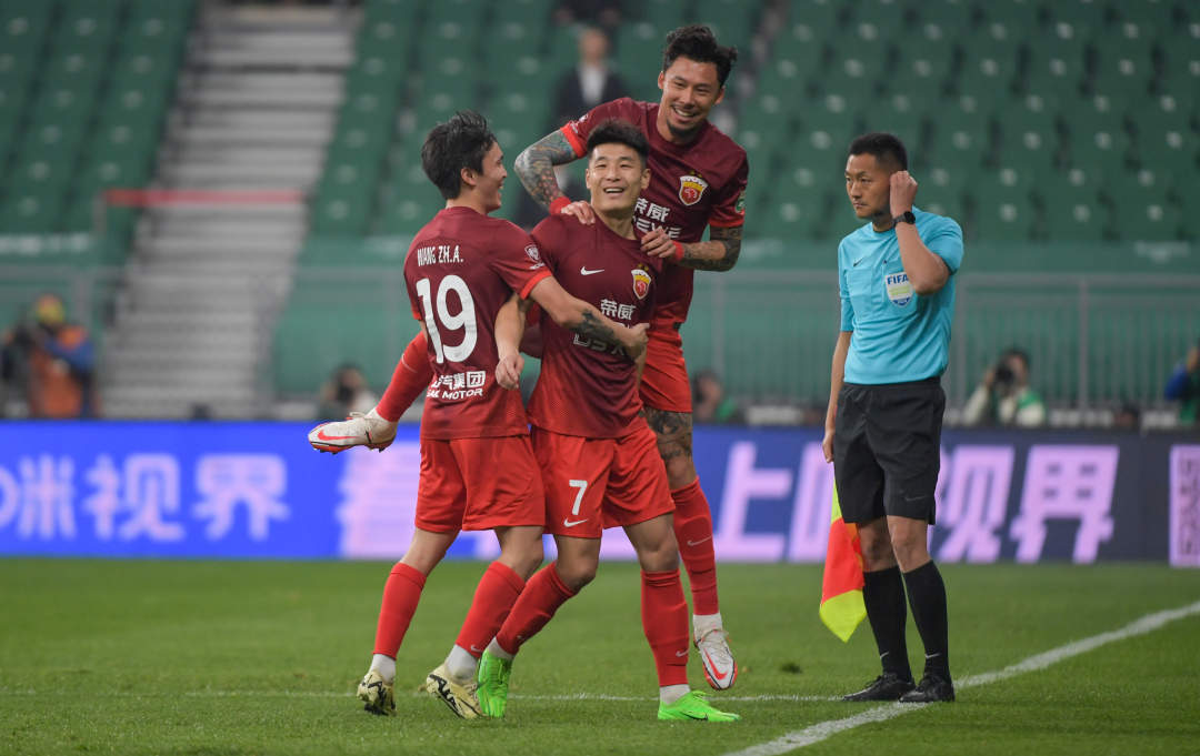 开云体育:武磊接受专访:分享留洋心得,鼓励年轻球员勇敢追梦 开云体育:武磊接受专访:分享留洋心得,鼓励年轻球员勇敢追梦