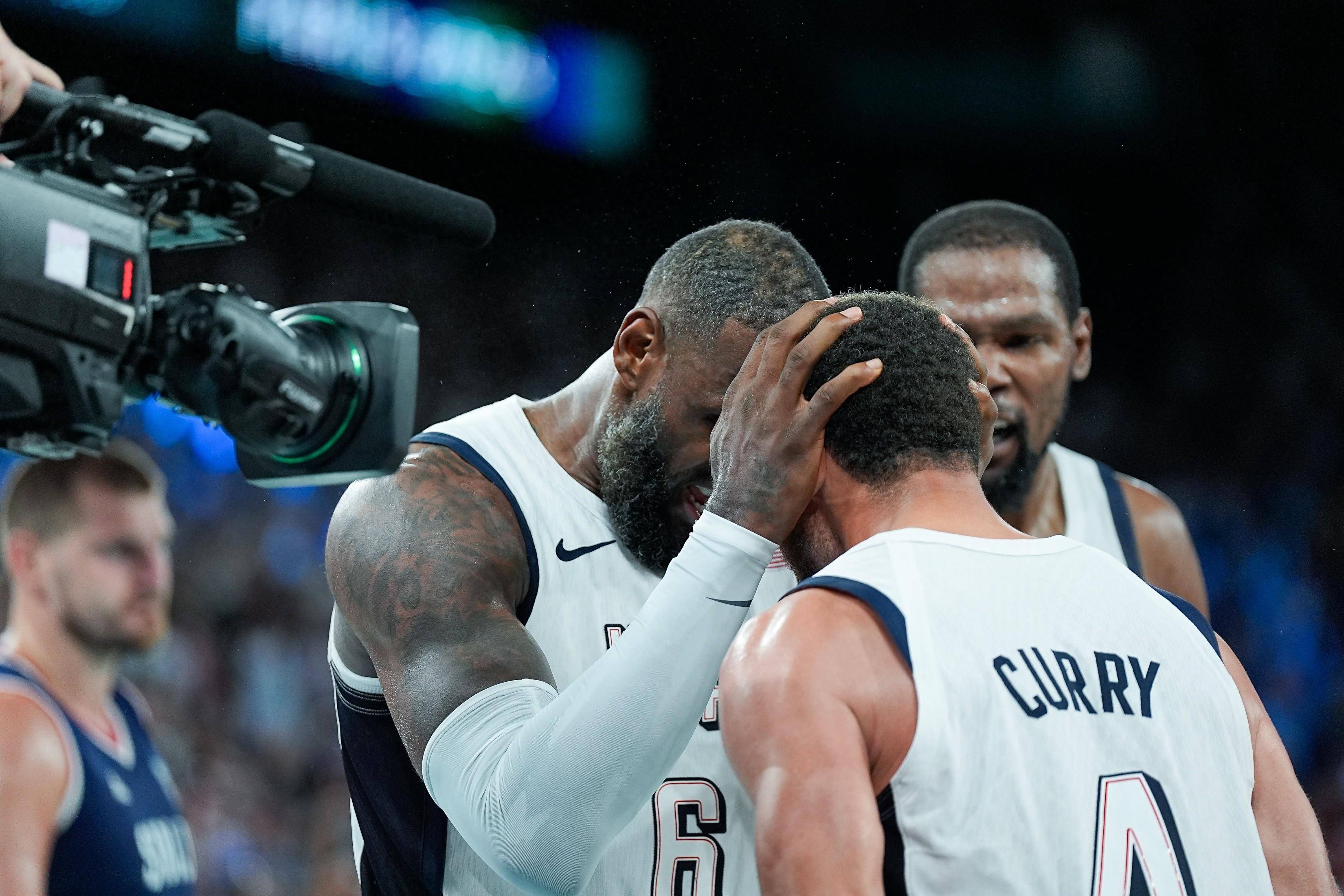 kaiyun 开云体育-包含开云体育：CBA球队的退役球衣仪式：致敬传奇，感恩奉献的词条